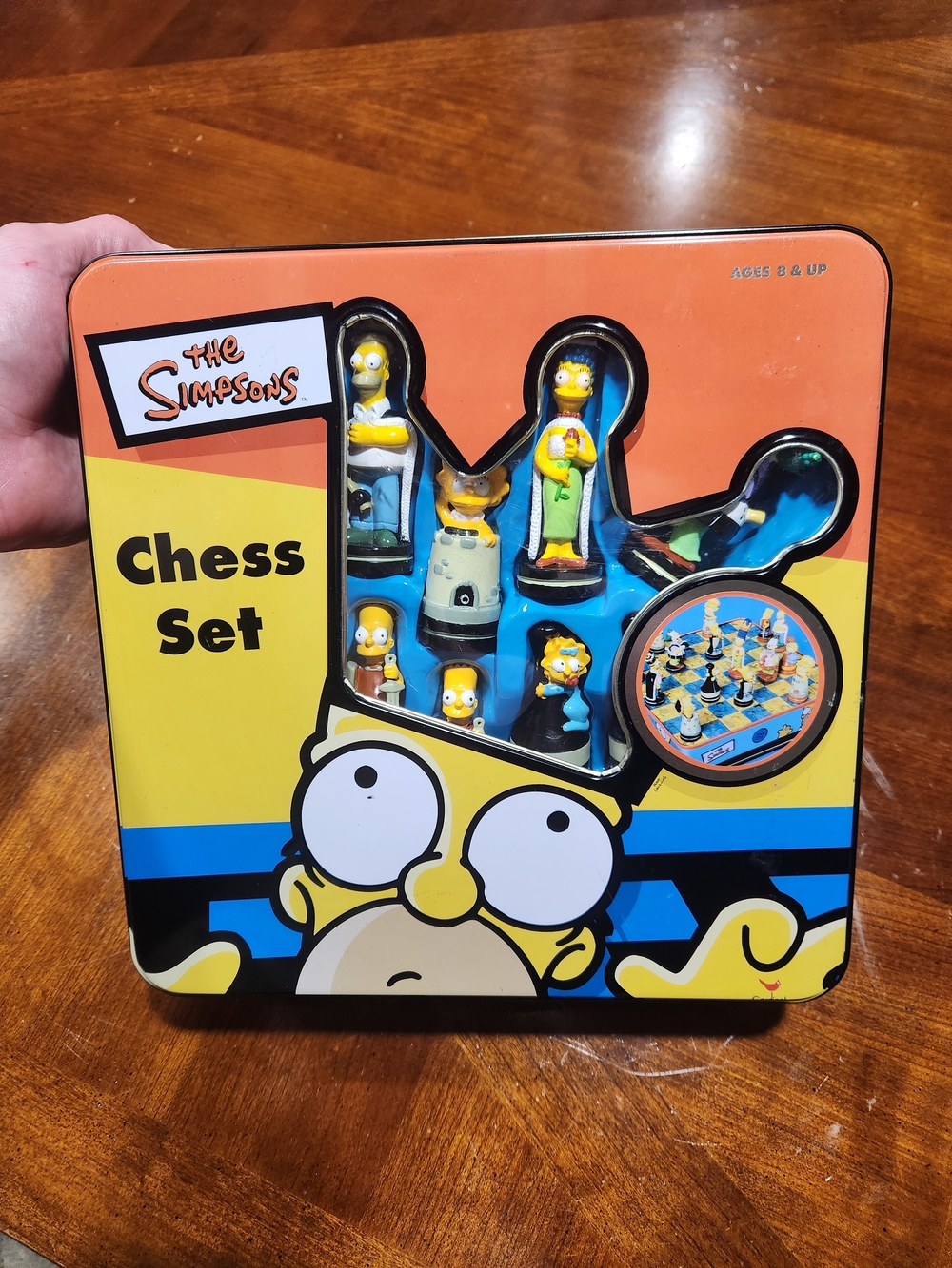 90's The Simpsons Chess Set - Orange and Yellow Collector’s Tin